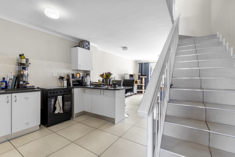 2 Bedroom Property for Sale in Heathfield Western Cape